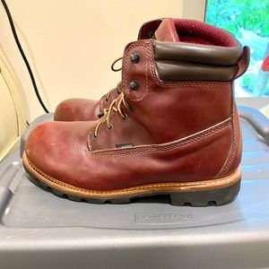 Red wings boots